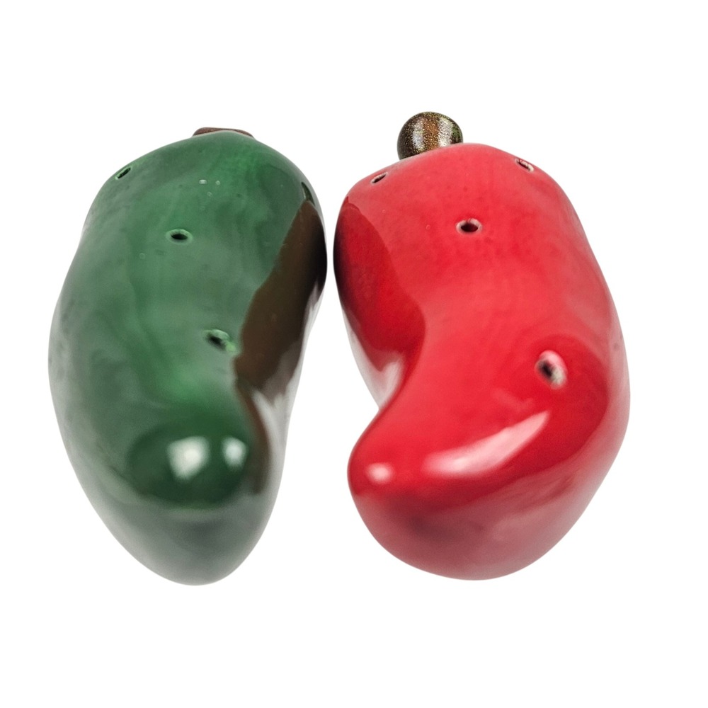 Vintage Ceramic Chili Pepper Salt and Pepper Shakers Red Green Southwestern 3"